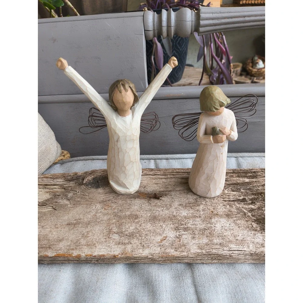 Willow Tree Courage Angel and Angel of Healing Figurine Set Susan Lordi Resin